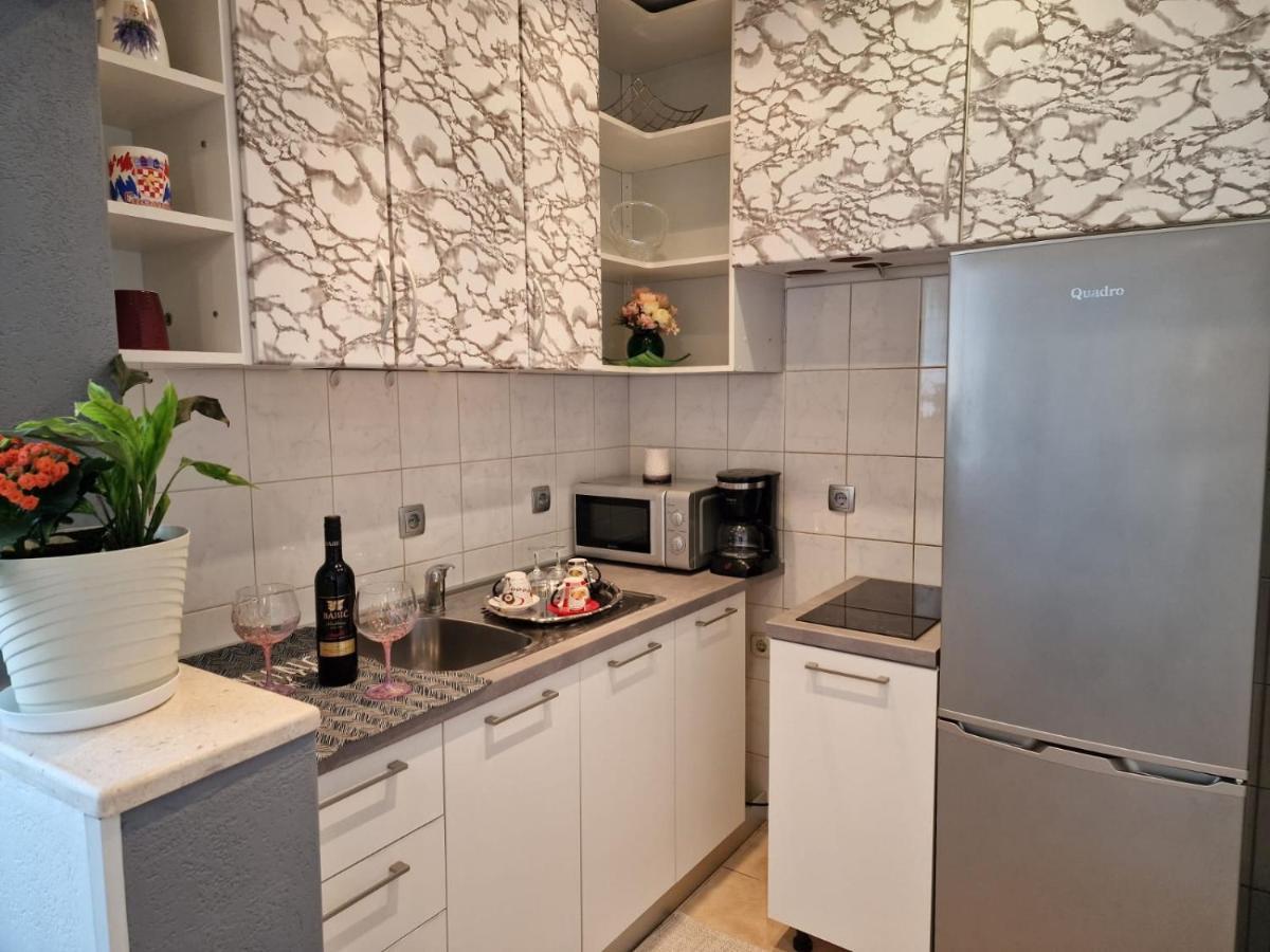 Apartment Ana Lozica With Terrace 두브로브니크 외부 사진