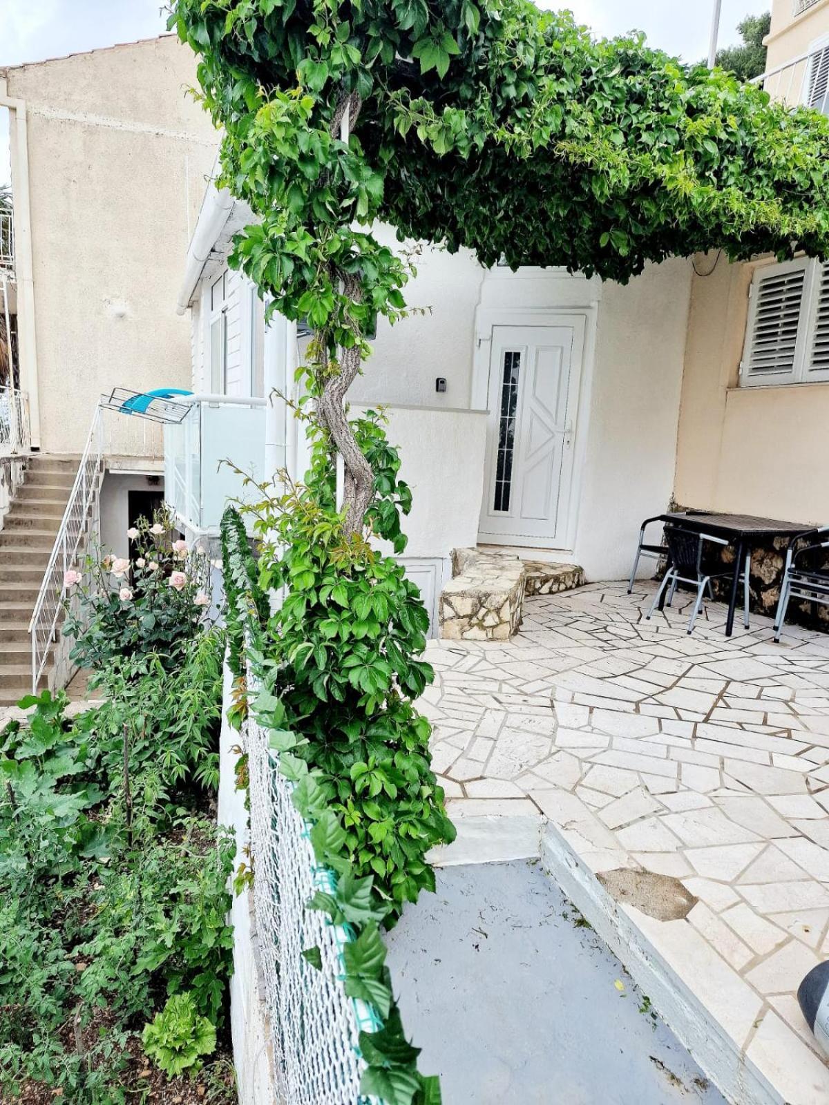 Apartment Ana Lozica With Terrace 두브로브니크 외부 사진